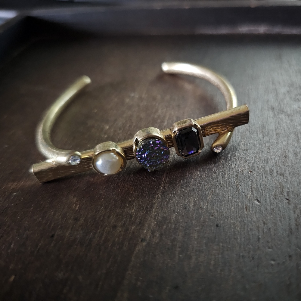 Stone Bar Cuff